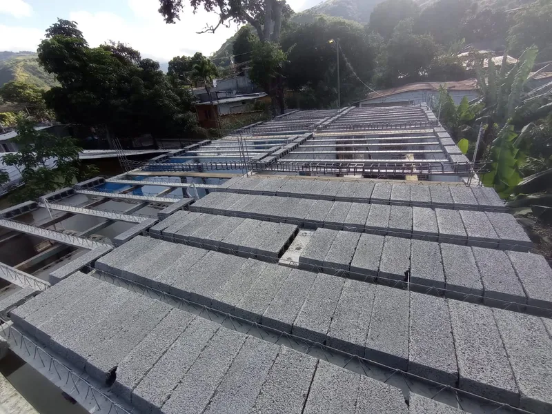 Encofrado y armado estructural — Losa de Concreto