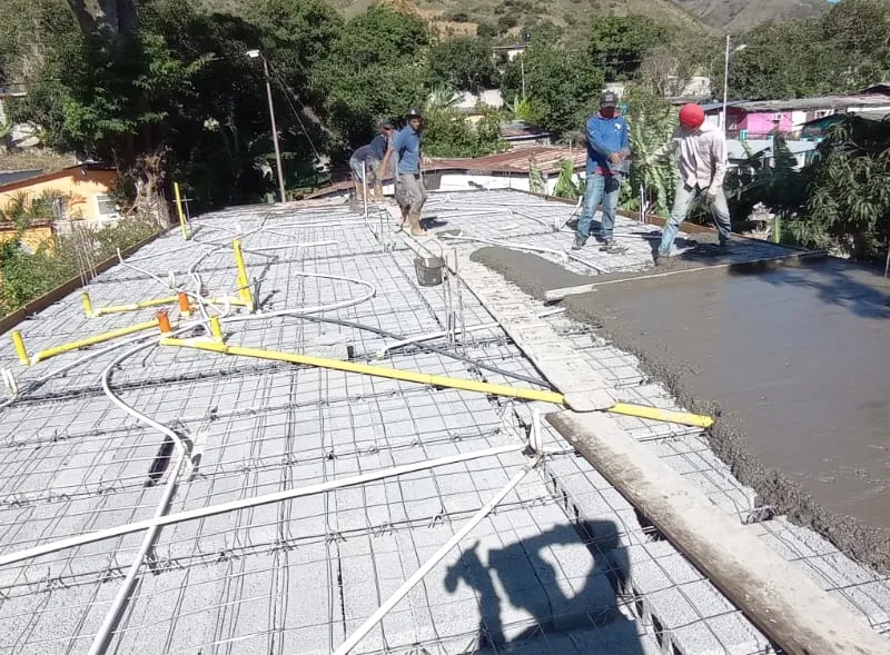 Vaciado de concreto — Losa de Concreto Armado